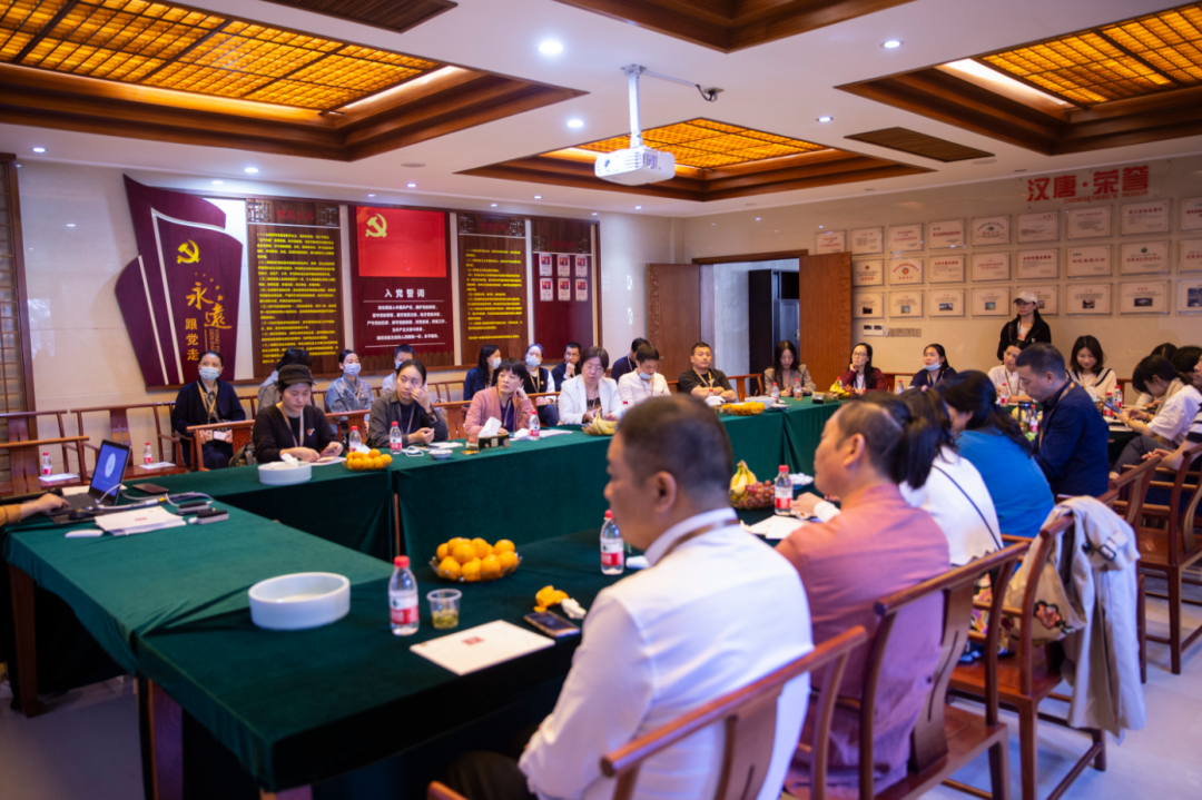 熱烈歡迎中國評茶師 · 茶藝師同學(xué)聯(lián)誼會的老師們到訪漢唐臺州總部插圖8