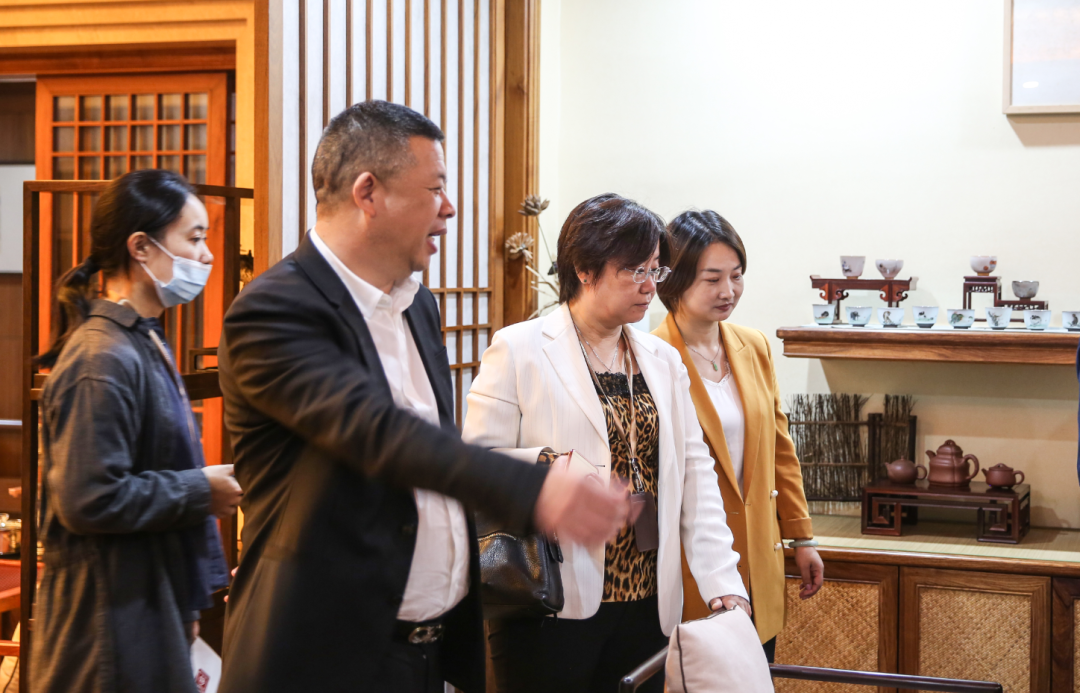 熱烈歡迎中國評茶師 · 茶藝師同學(xué)聯(lián)誼會的老師們到訪漢唐臺州總部插圖16